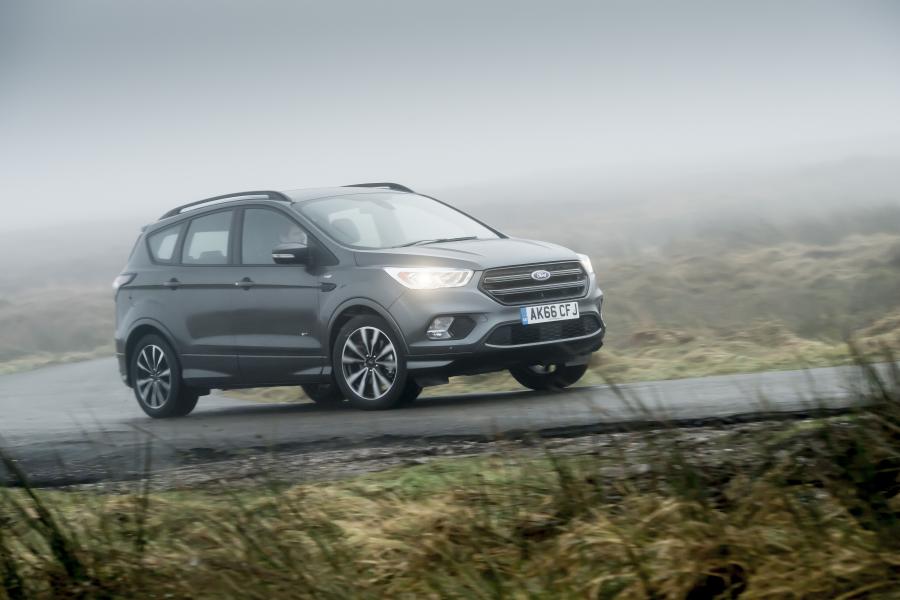  Ford Kuga ST-Line 2017 года  (UK) (фото 14 из 63)